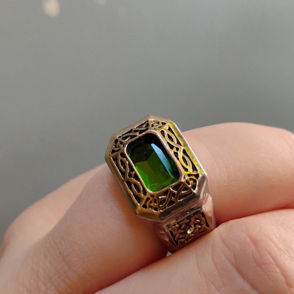 New Men's Celtic Chunky Two Tone Metal Pinky Ring. The Bradford Exchange. - Picture 2 of 10